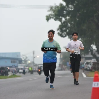 Runner Photo 8835329
