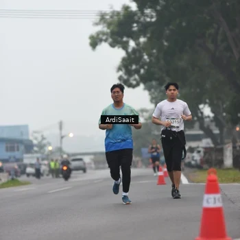 Runner Photo 8835402