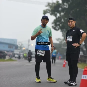 Runner Photo 8835467