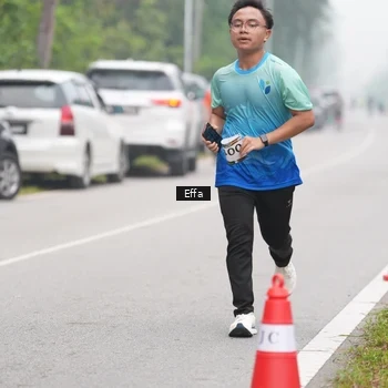 Runner Photo 8835675