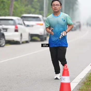 Runner Photo 8835676