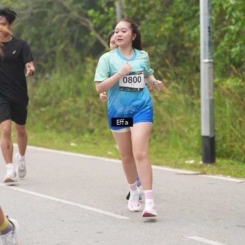 Runner Photo 8835773