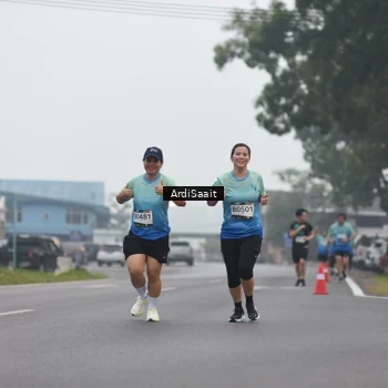 Runner Photo 8836043
