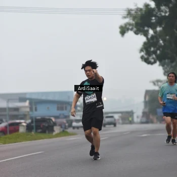 Runner Photo 8836059