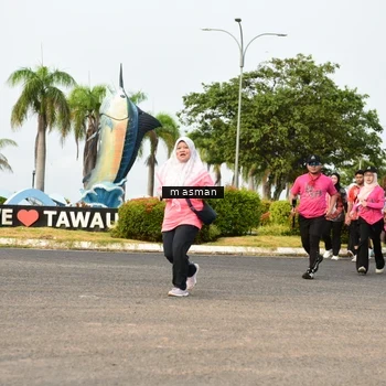 Runner Photo 8836071