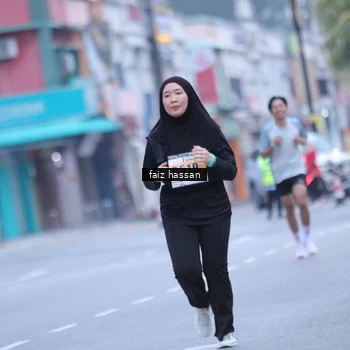 Runner Photo 8836076