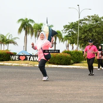 Runner Photo 8836089
