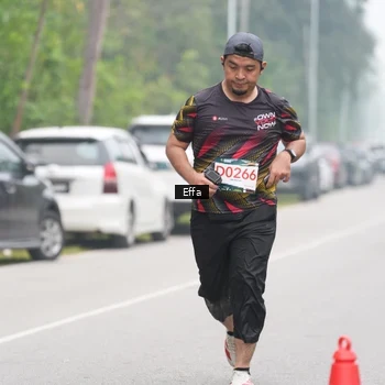 Runner Photo 8836193
