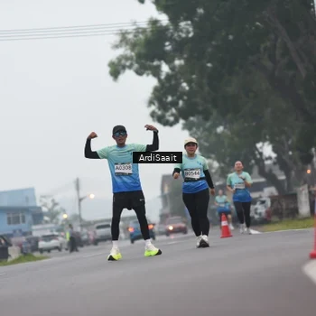 Runner Photo 8836263
