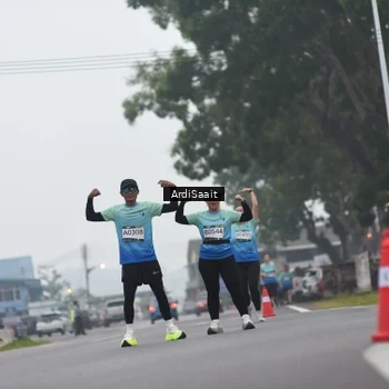 Runner Photo 8836295