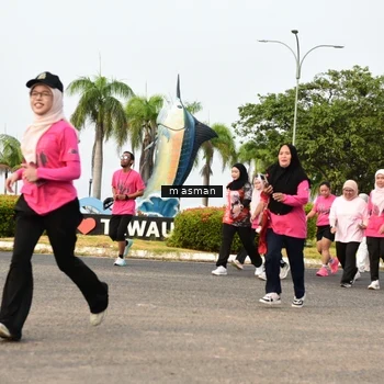 Runner Photo 8836304