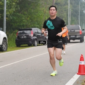 Runner Photo 8836338