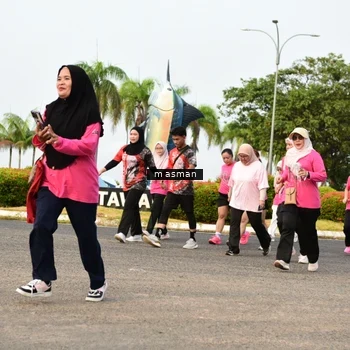 Runner Photo 8836350