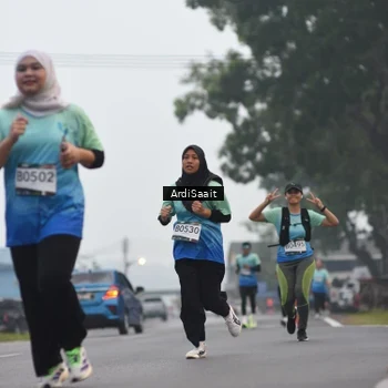 Runner Photo 8836352