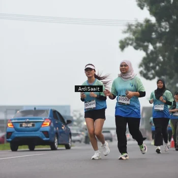 Runner Photo 8836373