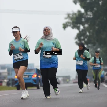 Runner Photo 8836376
