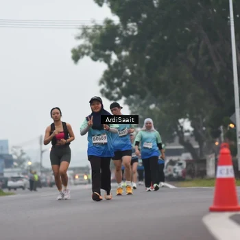 Runner Photo 8836471