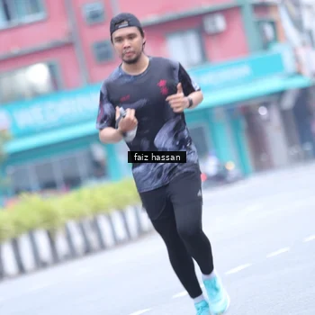 Runner Photo 8836495