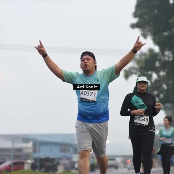 Runner Photo 8836574