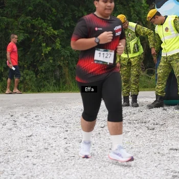 Runner Photo 8836579