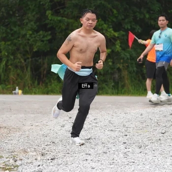 Runner Photo 8836593