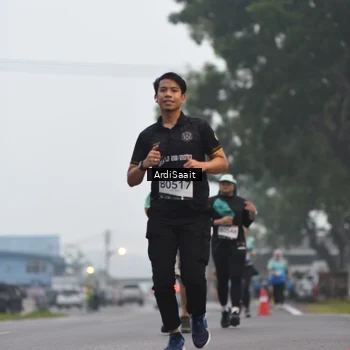 Runner Photo 8836633