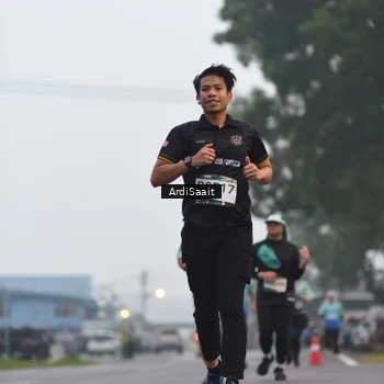 Runner Photo 8836676