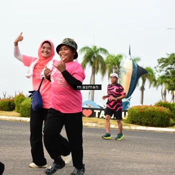Runner Photo 8836770