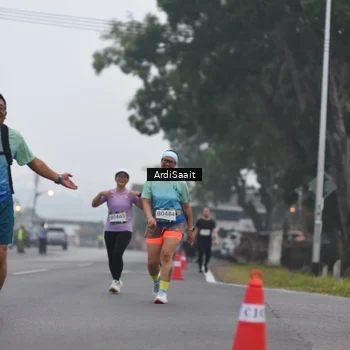 Runner Photo 8836895