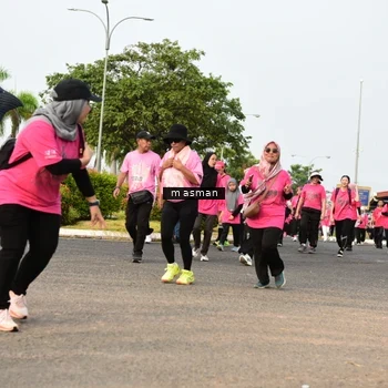 Runner Photo 8836901