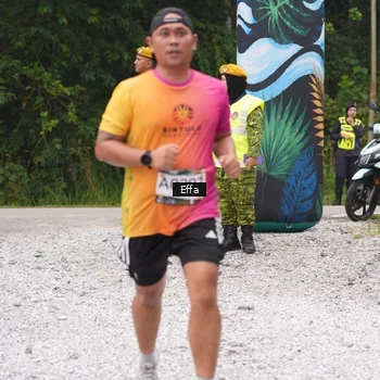 Runner Photo 8836916