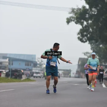 Runner Photo 8836953