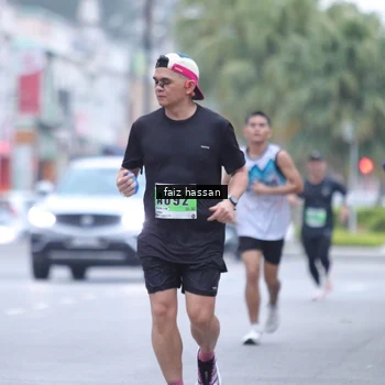 Runner Photo 8837004