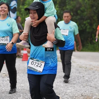 Runner Photo 8837013