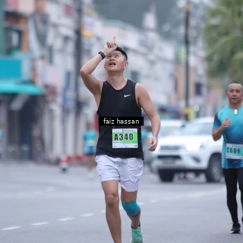 Runner Photo 8837039