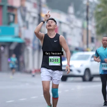 Runner Photo 8837049