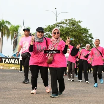 Runner Photo 8837052