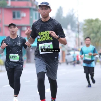Runner Photo 8837100