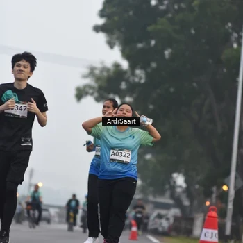Runner Photo 8837123