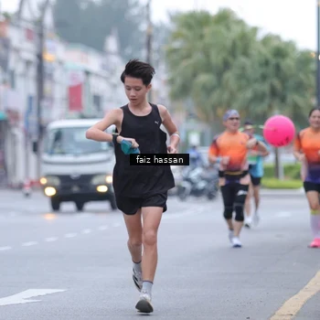 Runner Photo 8837143