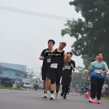 Runner Photo 8837196