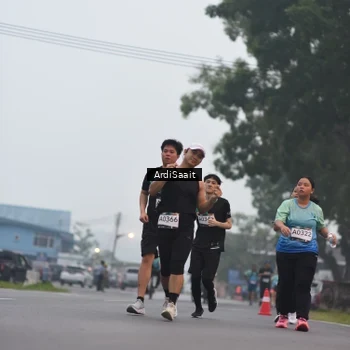 Runner Photo 8837213