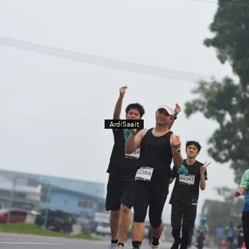 Runner Photo 8837221