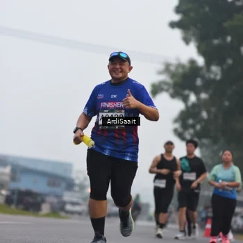Runner Photo 8837239
