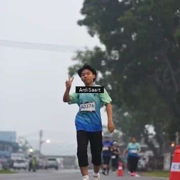 Runner Photo 8837319