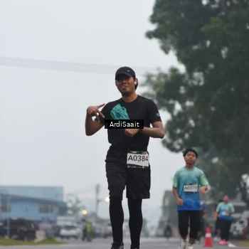 Runner Photo 8837336