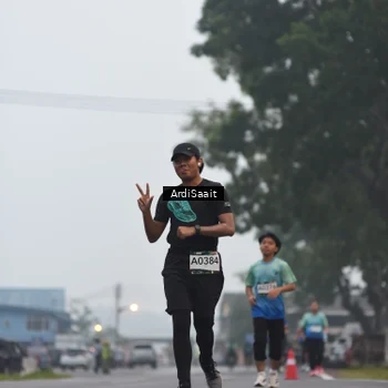 Runner Photo 8837363