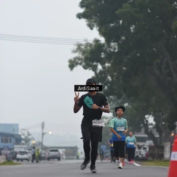 Runner Photo 8837379