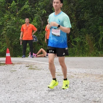 Runner Photo 8837423