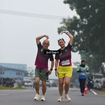 Runner Photo 8837551